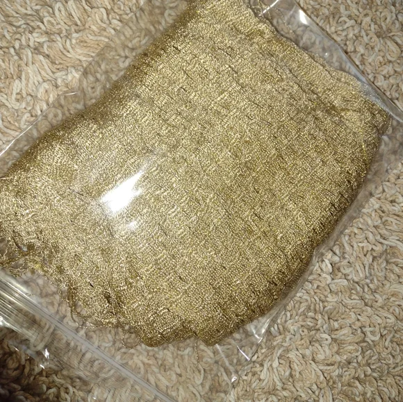 Vintage Metallic Gold Scarf - Picture 6 of 9